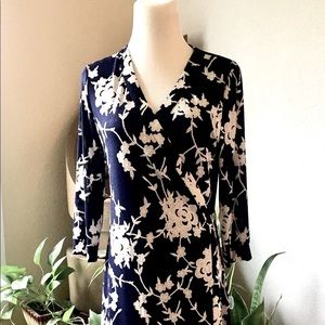 Grapent Navy White Wrap Dress size 8